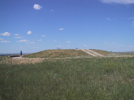 The new monument from the outside